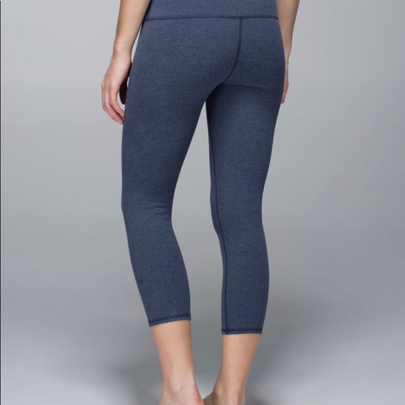 Lululemon Wunder Under Crop *Cotton (Roll Down)
Heathered Cadet Blue - Picture 2 of 7